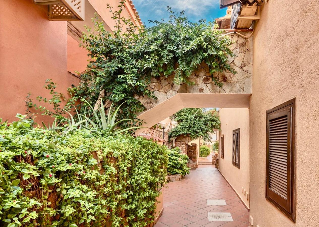 Residence A Golfo Di Marinella A 450 Mt Dal Mare Εξωτερικό φωτογραφία